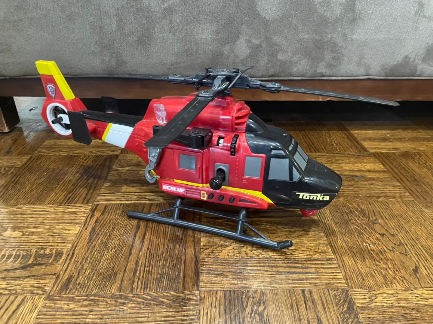 Tonka Fire Rescue Helicopter toy