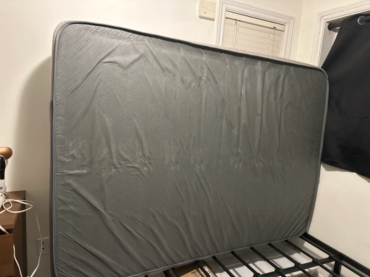 Double size mattress and bed frame image indicator(8)