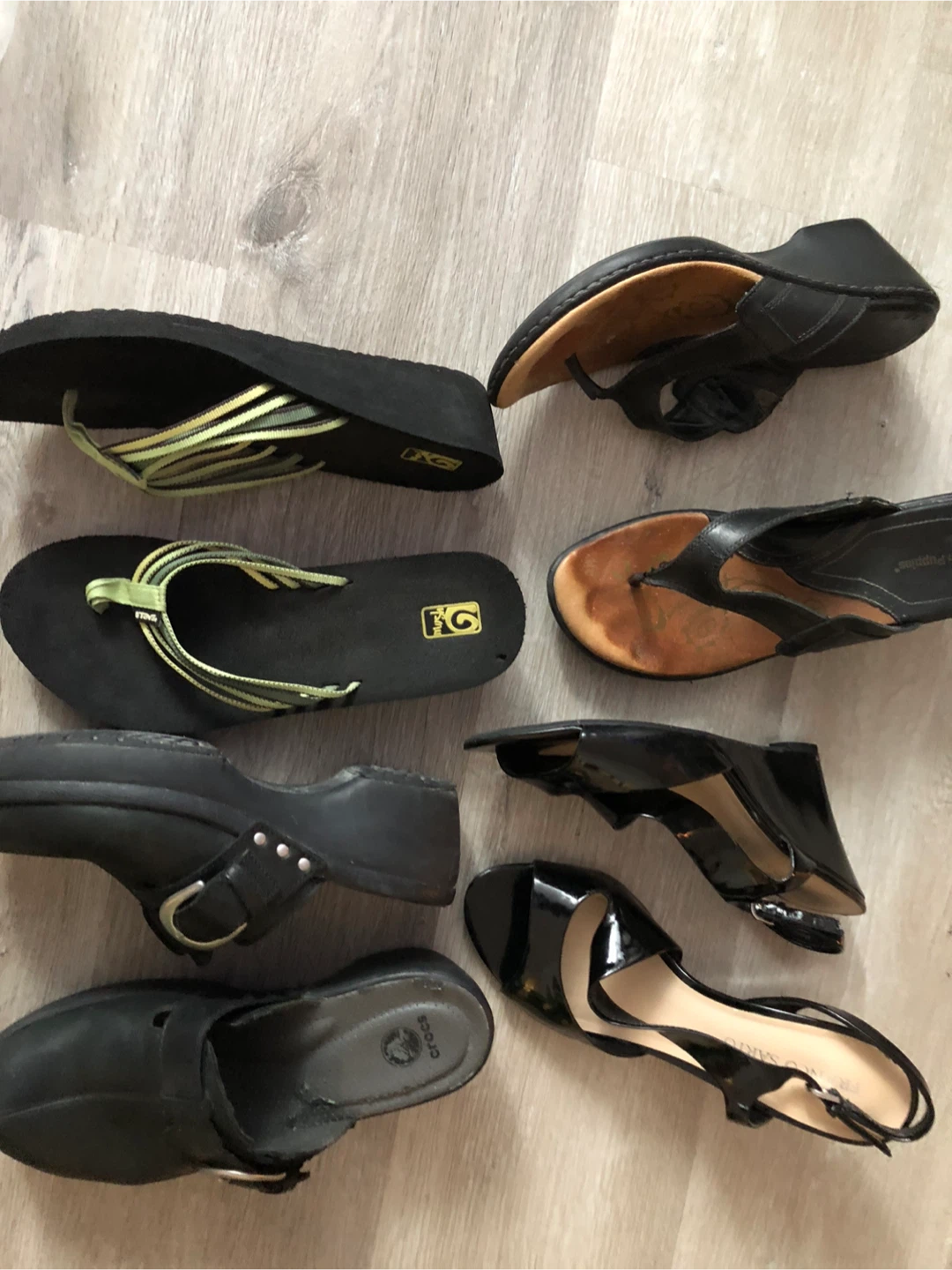 DONATED/Women's Shoes to choose from - photo 2