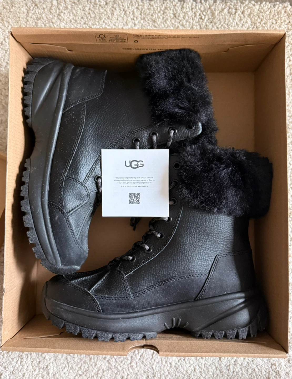 UGG W YOSE Fluff Black Boots - Size 7