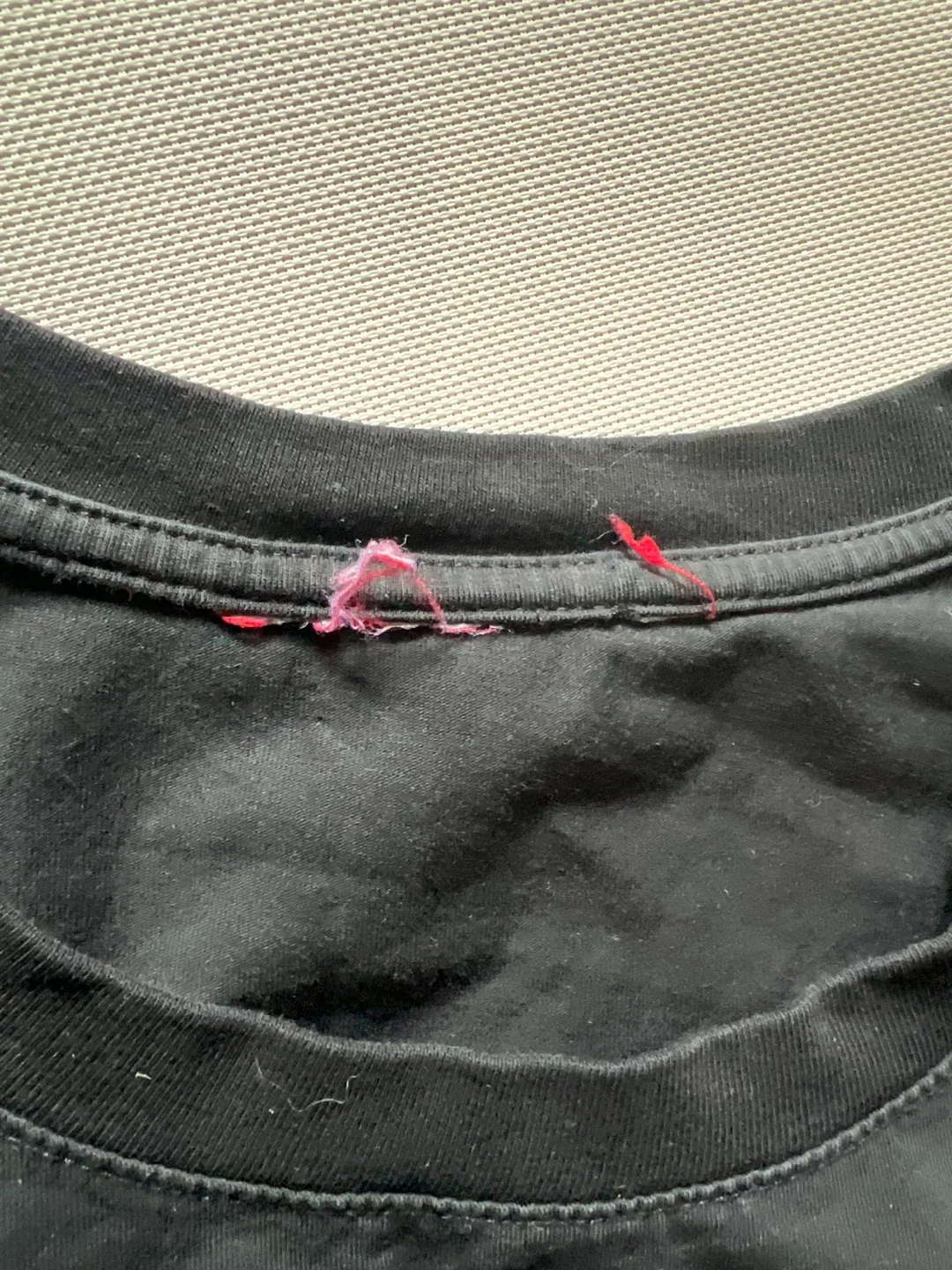 Supreme Towel LV Tee shirt and bonus GaGa sticker. image indicator(9)