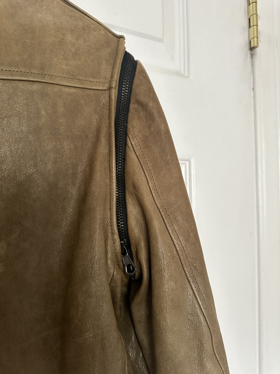 Rag & Bone Lamb Leather Jacket Turns into a Vest Size 2 - photo 3