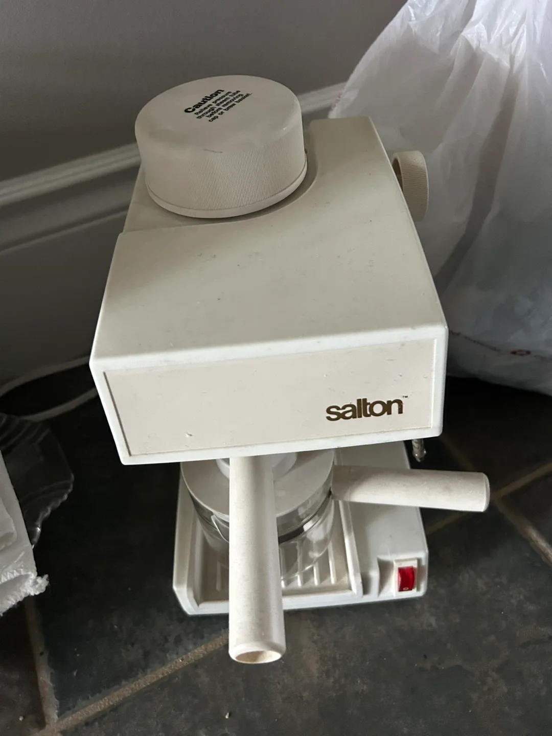 Salton EX-152 Espresso/Cappuccino Maker image indicator(5)