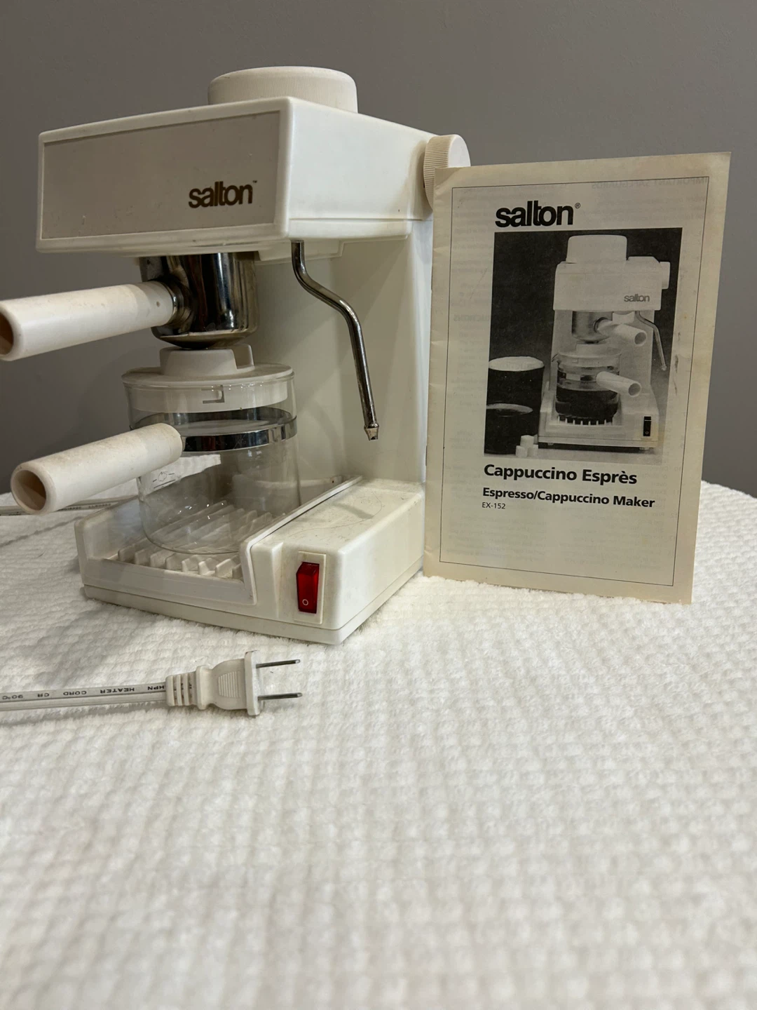 Salton EX-152 Espresso/Cappuccino Maker - photo 3