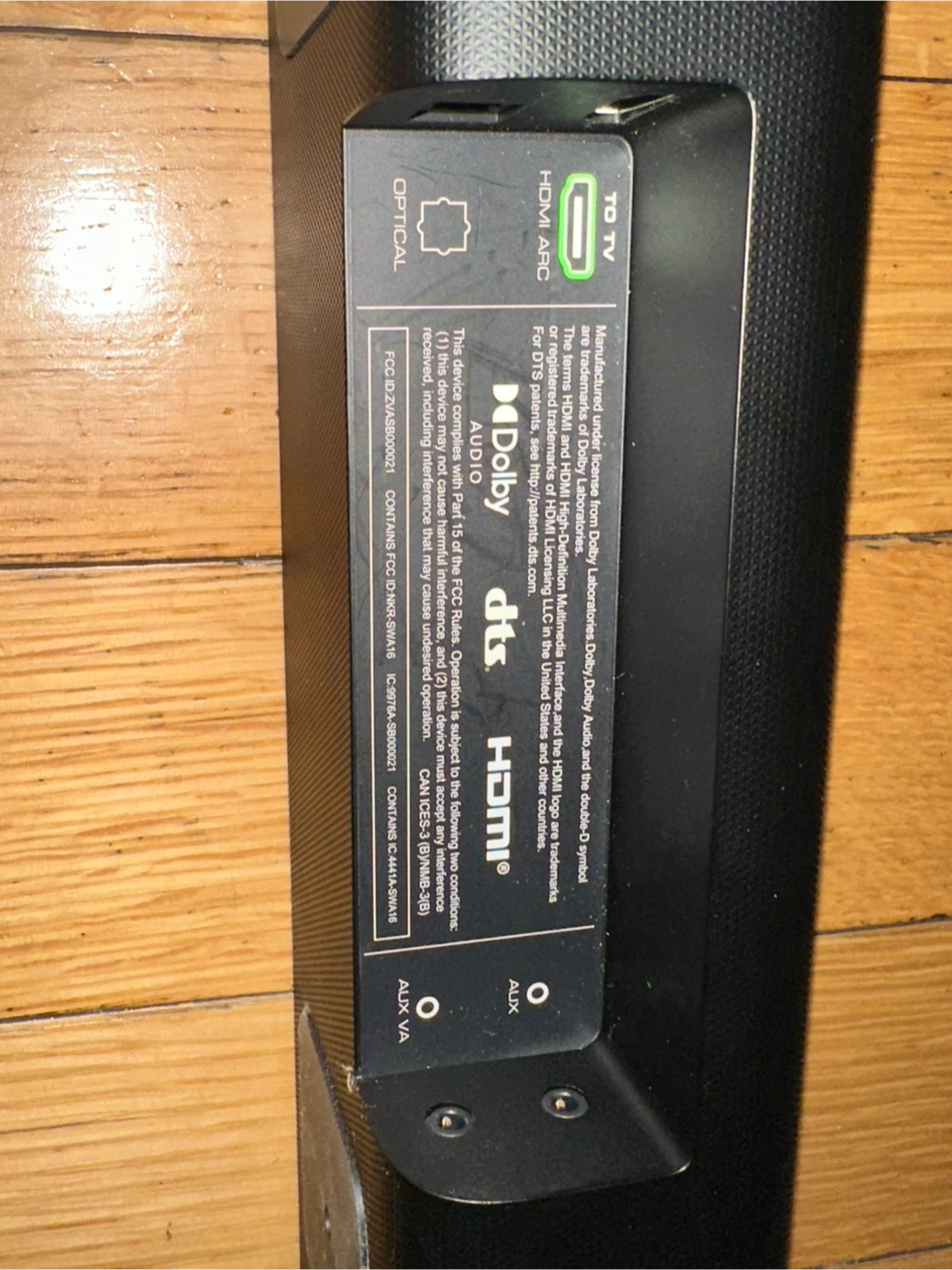 Vizio V21-H8 Soundbar - photo 4