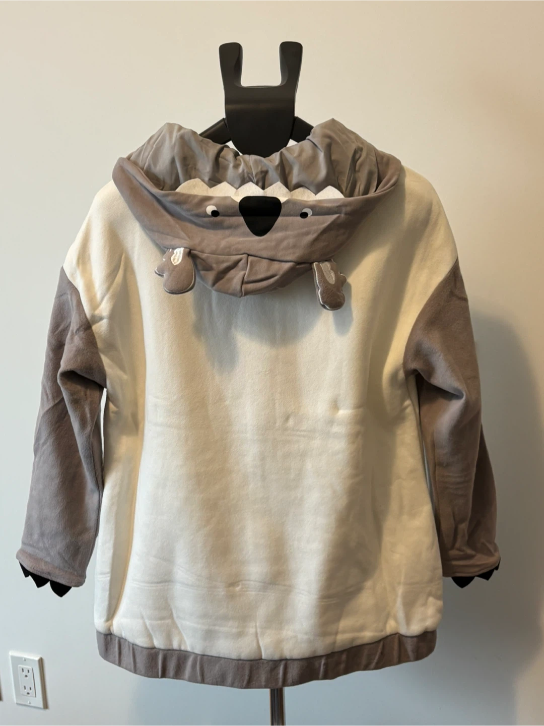 Totoro Inspired Hoodie, Size Medium, thick and warm - photo 2