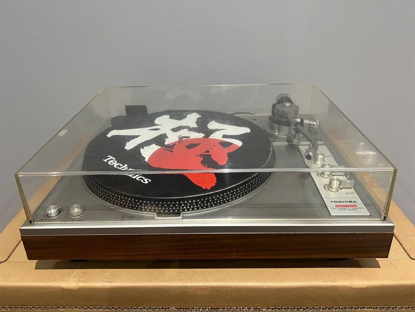 Toshiba SR-F335 Direct Drive Turntable
