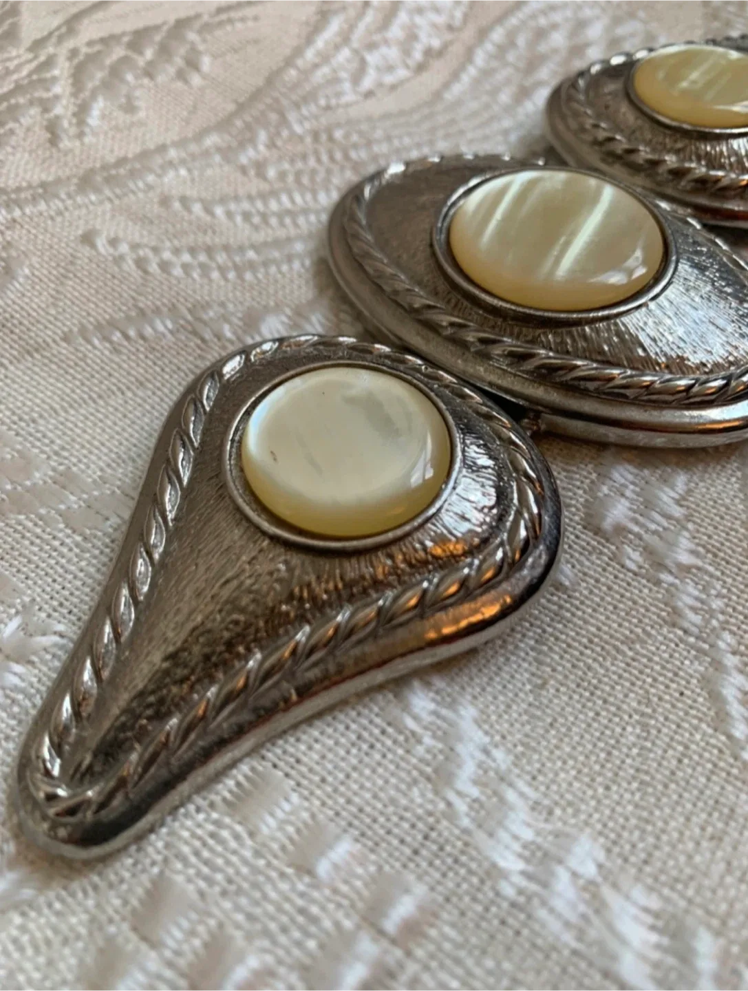 #🎁idea•Vintage Gutos Modele Depose Interlocking Belt image indicator(6)