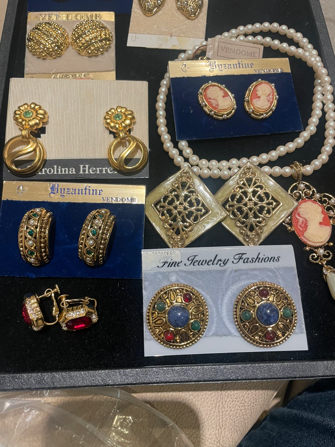 Vintage Vendome, Carolina Herrera, Byzantine Earrings - photo 2