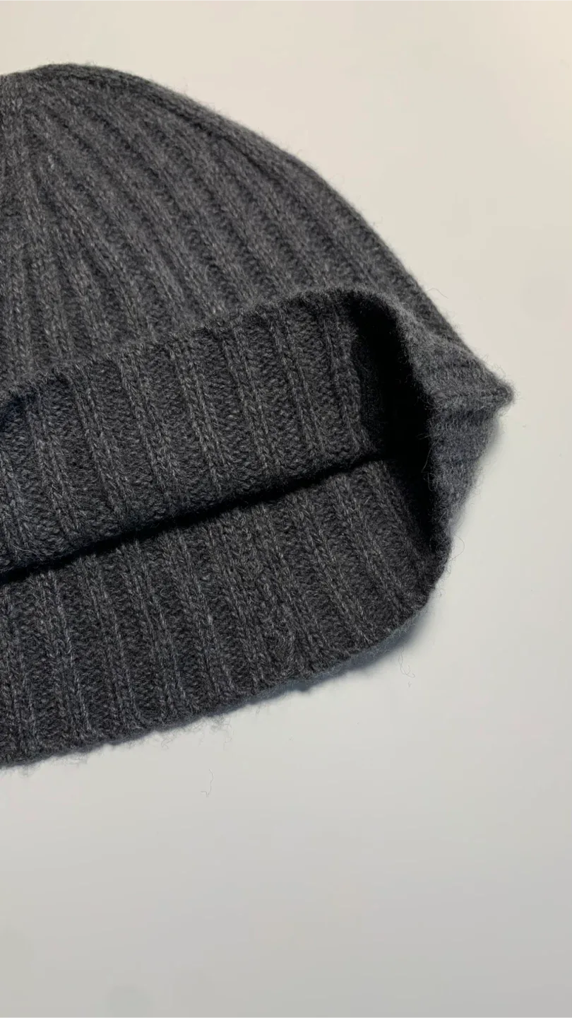 NEW! Polo Ralph Lauren Wool Ribbed Beanie image indicator(6)