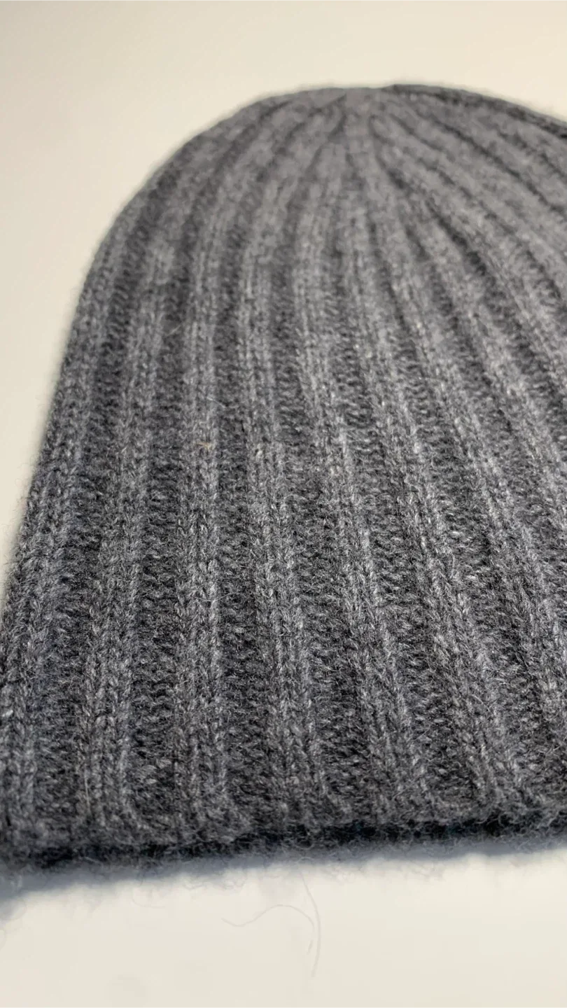 NEW! Polo Ralph Lauren Wool Ribbed Beanie image indicator(7)