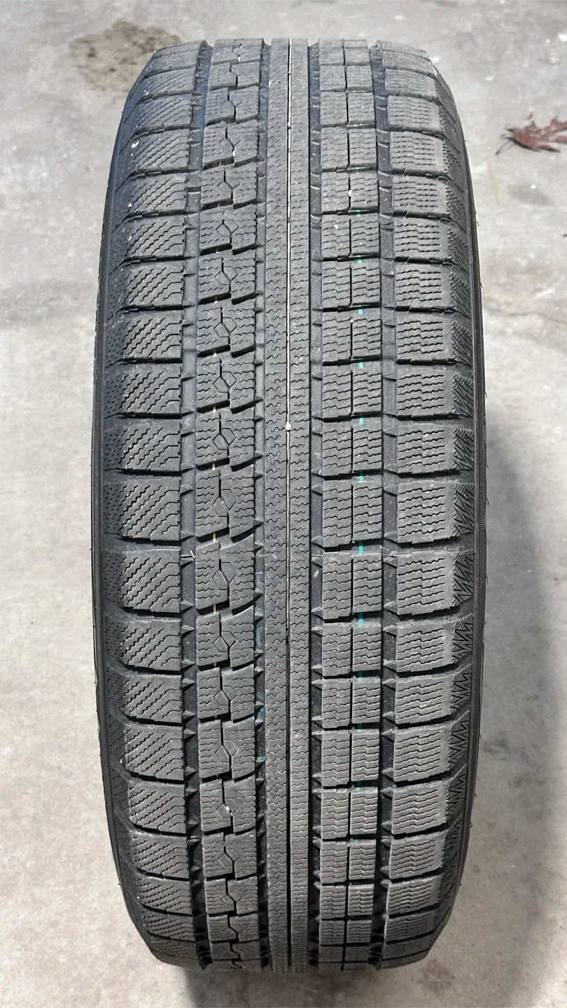 Winter Tire on Black Alloy Rim - 225 60 18 image indicator(3)