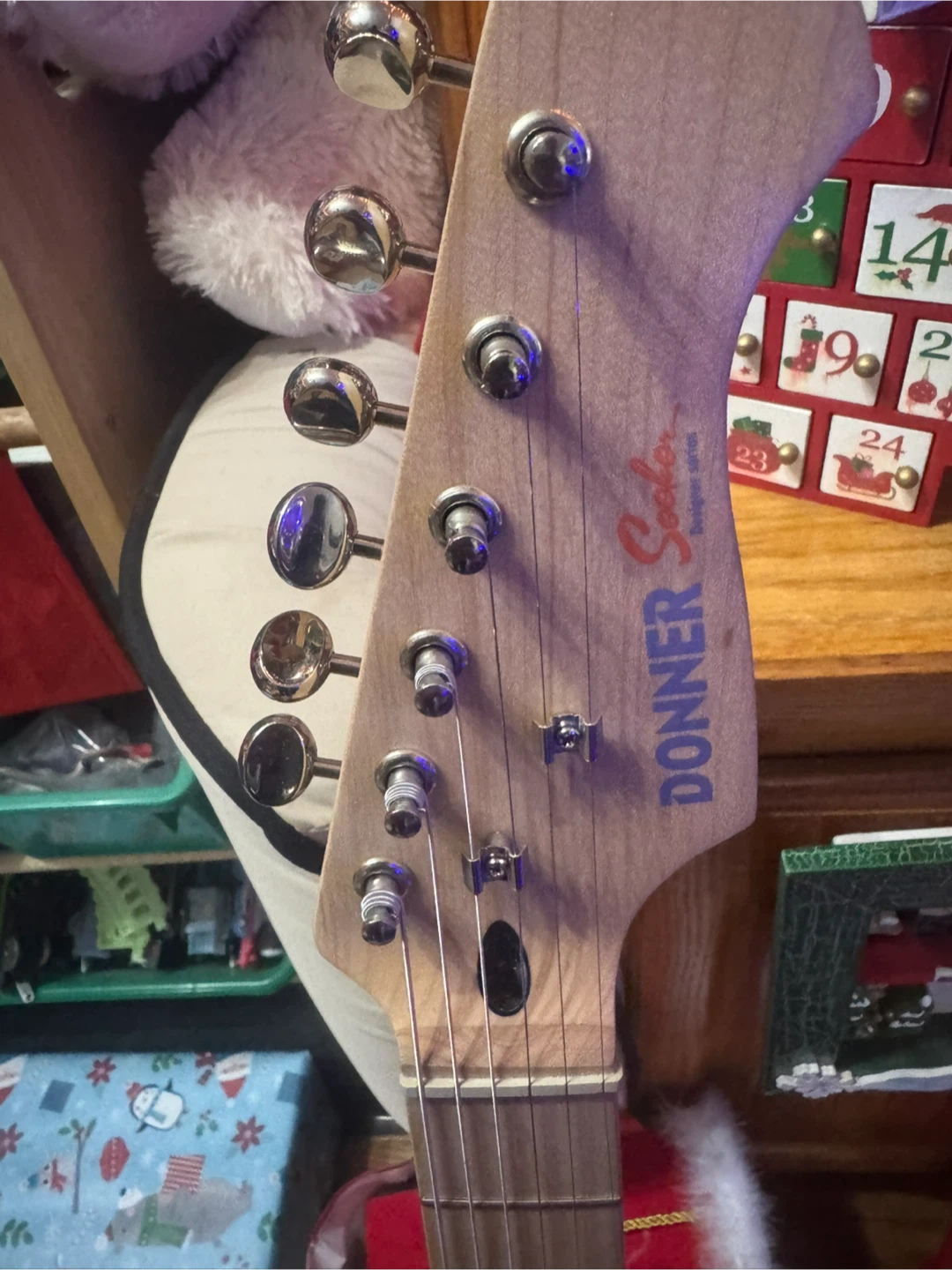 Donner DST-152S Electric Guitar, Amp and gig bag - Sunburst - photo 2