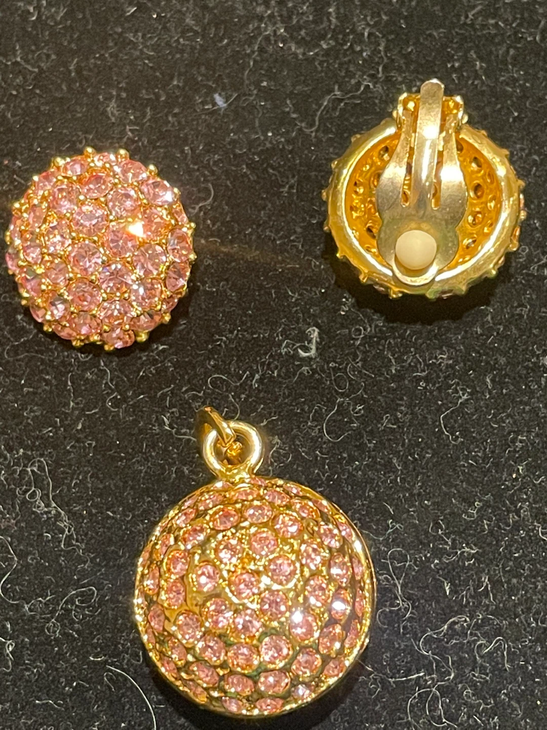Unsigned designer Pink & Gold Tone Earrings and Pendant Set - photo 5