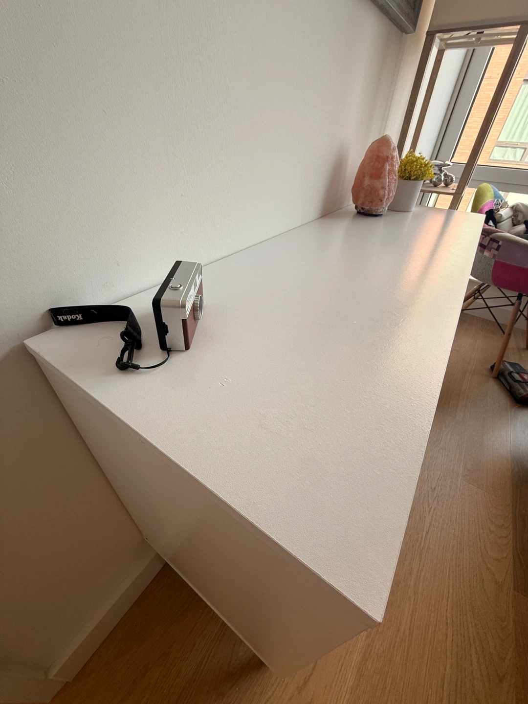 White 6-Drawer Dresser - photo 3
