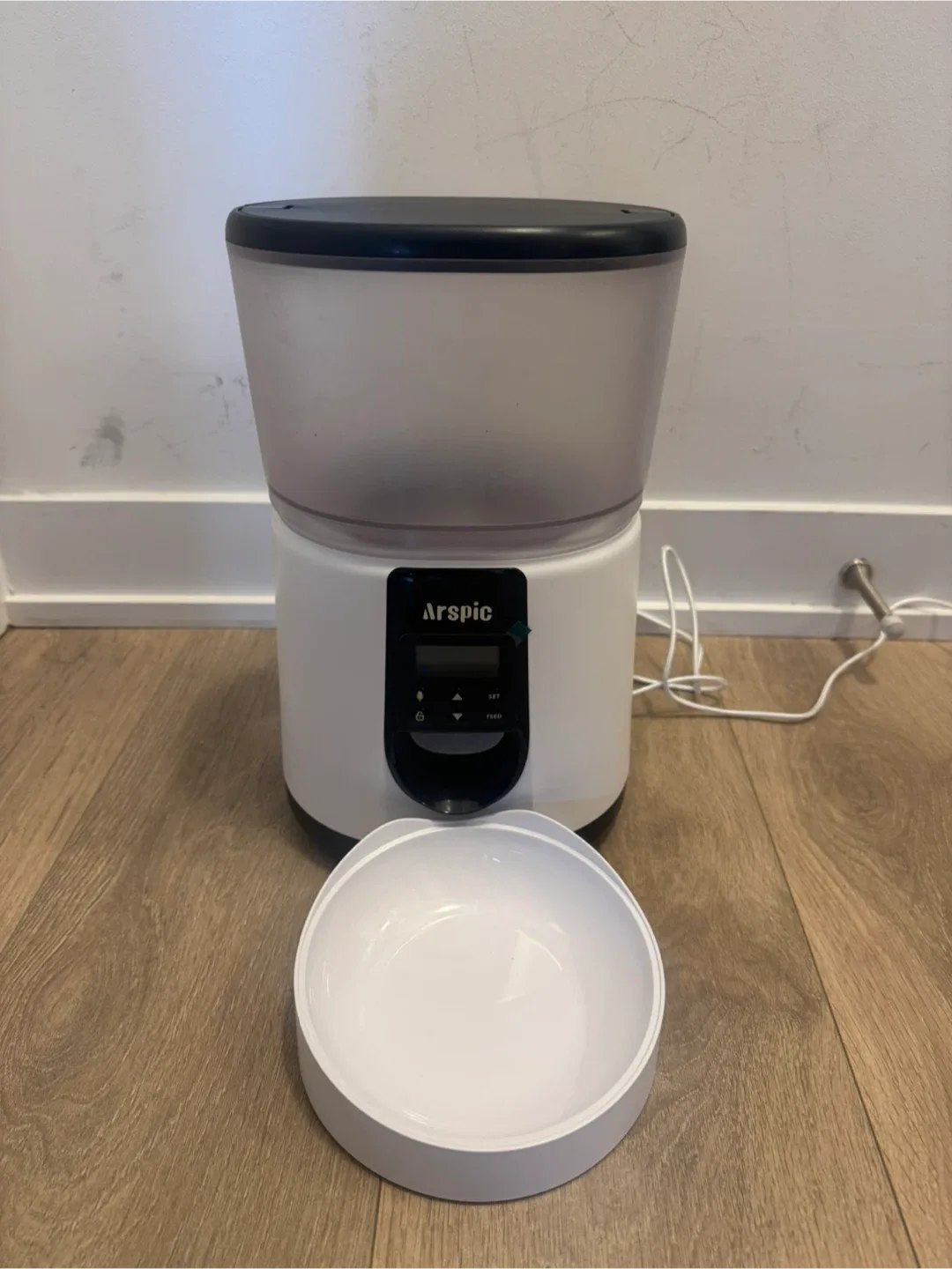 Automatic Pet Feeder