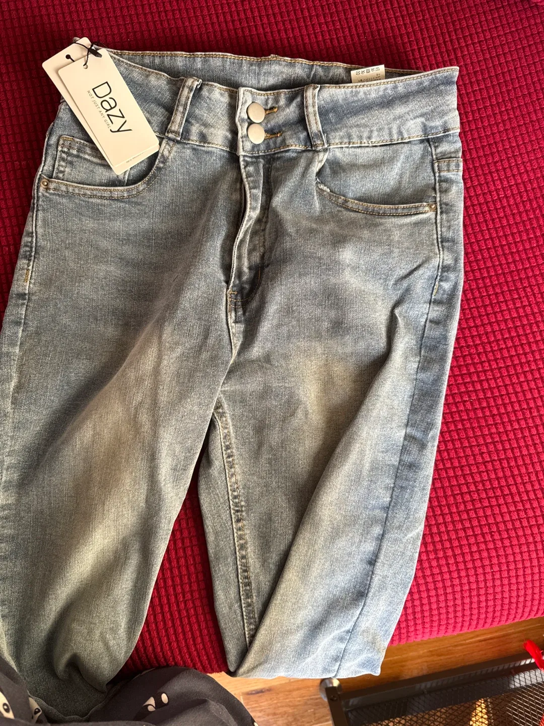 DAZY Light Wash Jeans