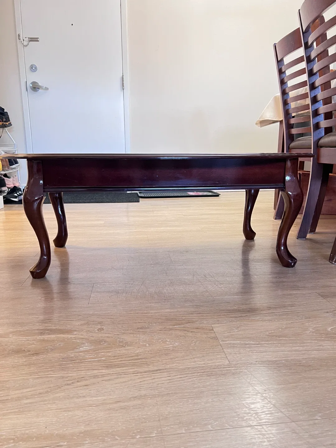 Vintage Wooden Coffee Table image indicator(5)