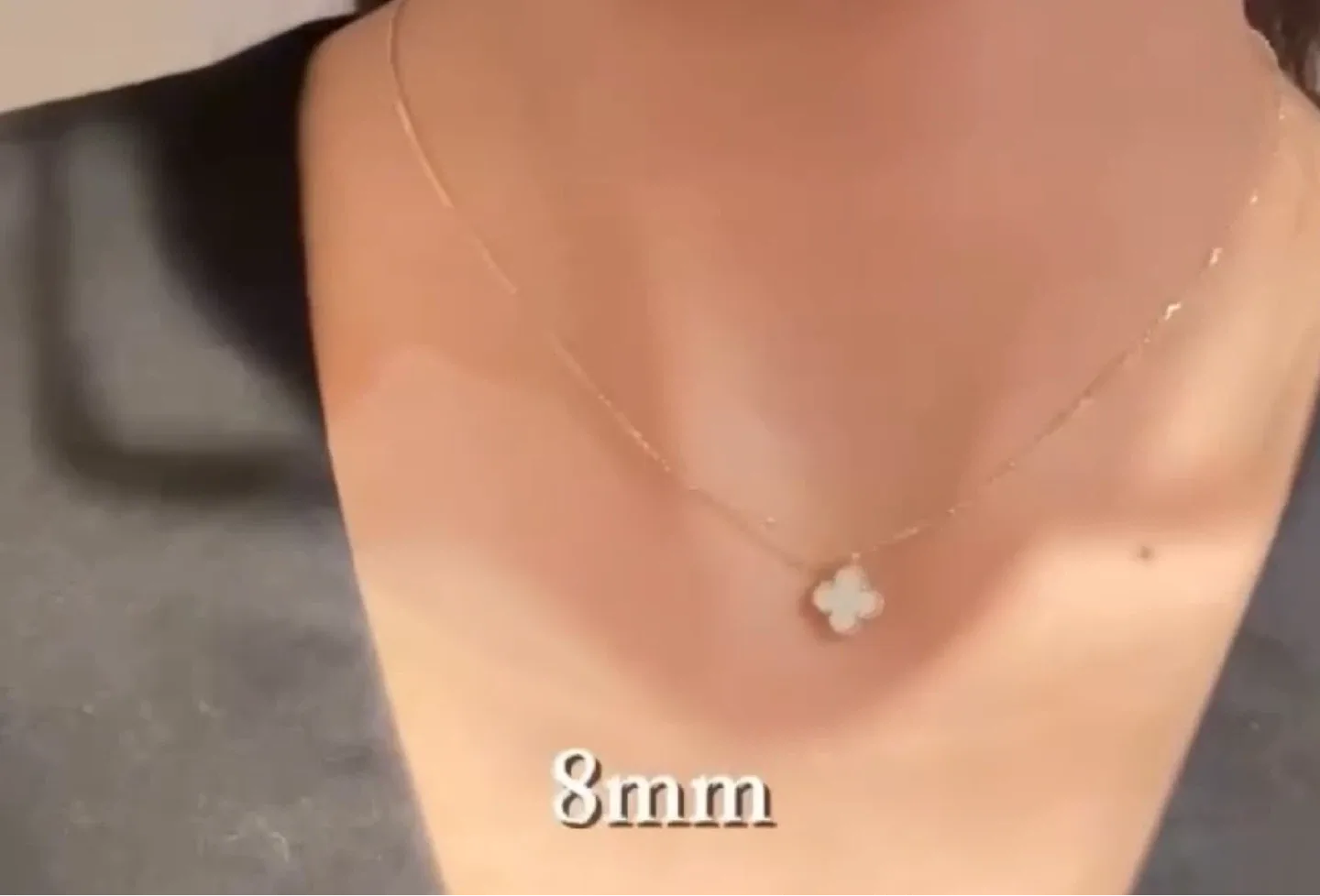 Clover Necklace image indicator(2)