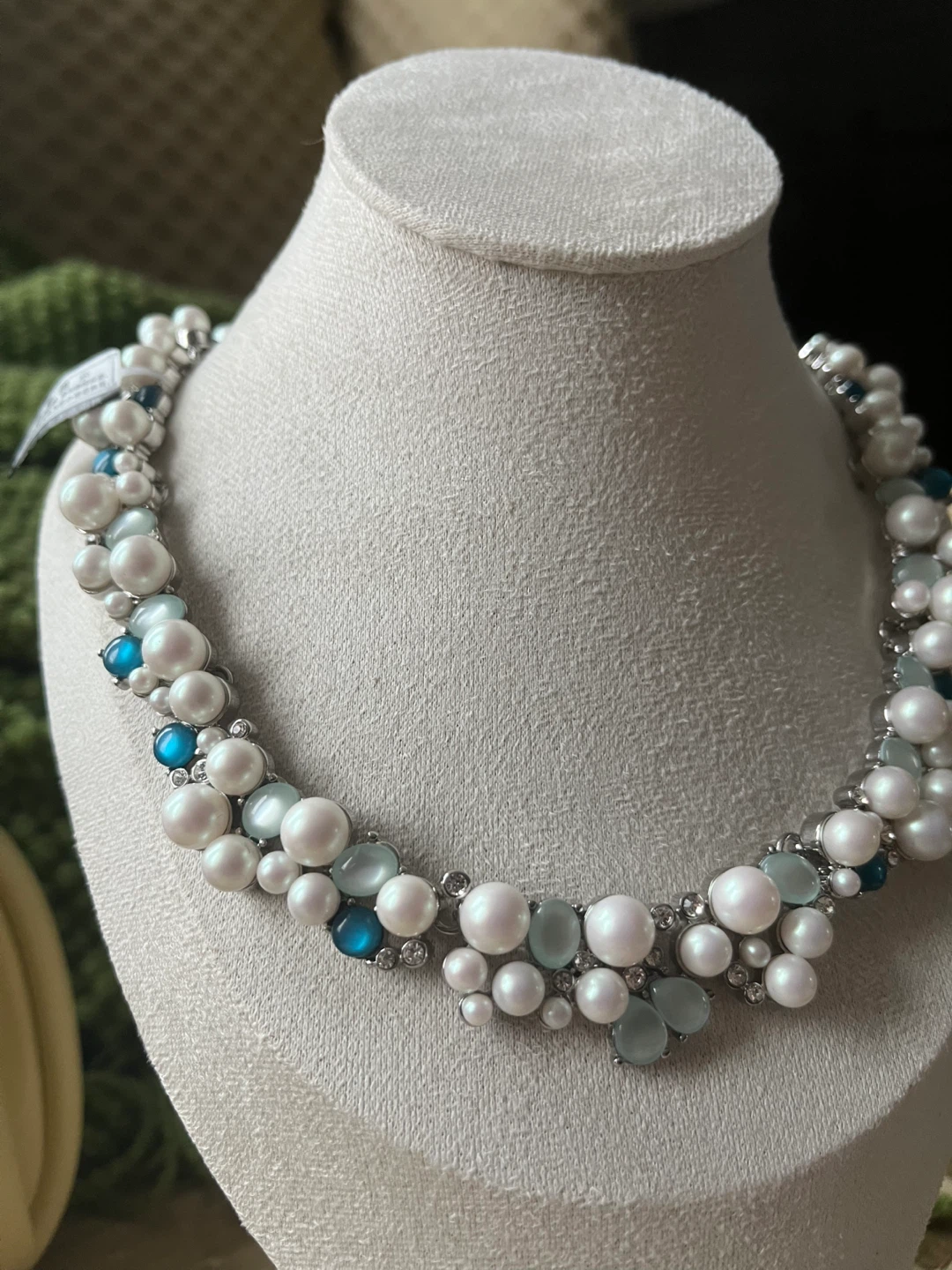 Pearl and Gemstone Necklace - photo 3