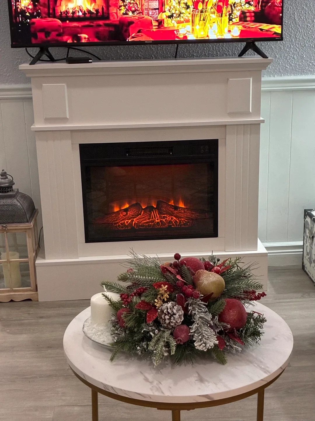 Christmas Table Arrangement