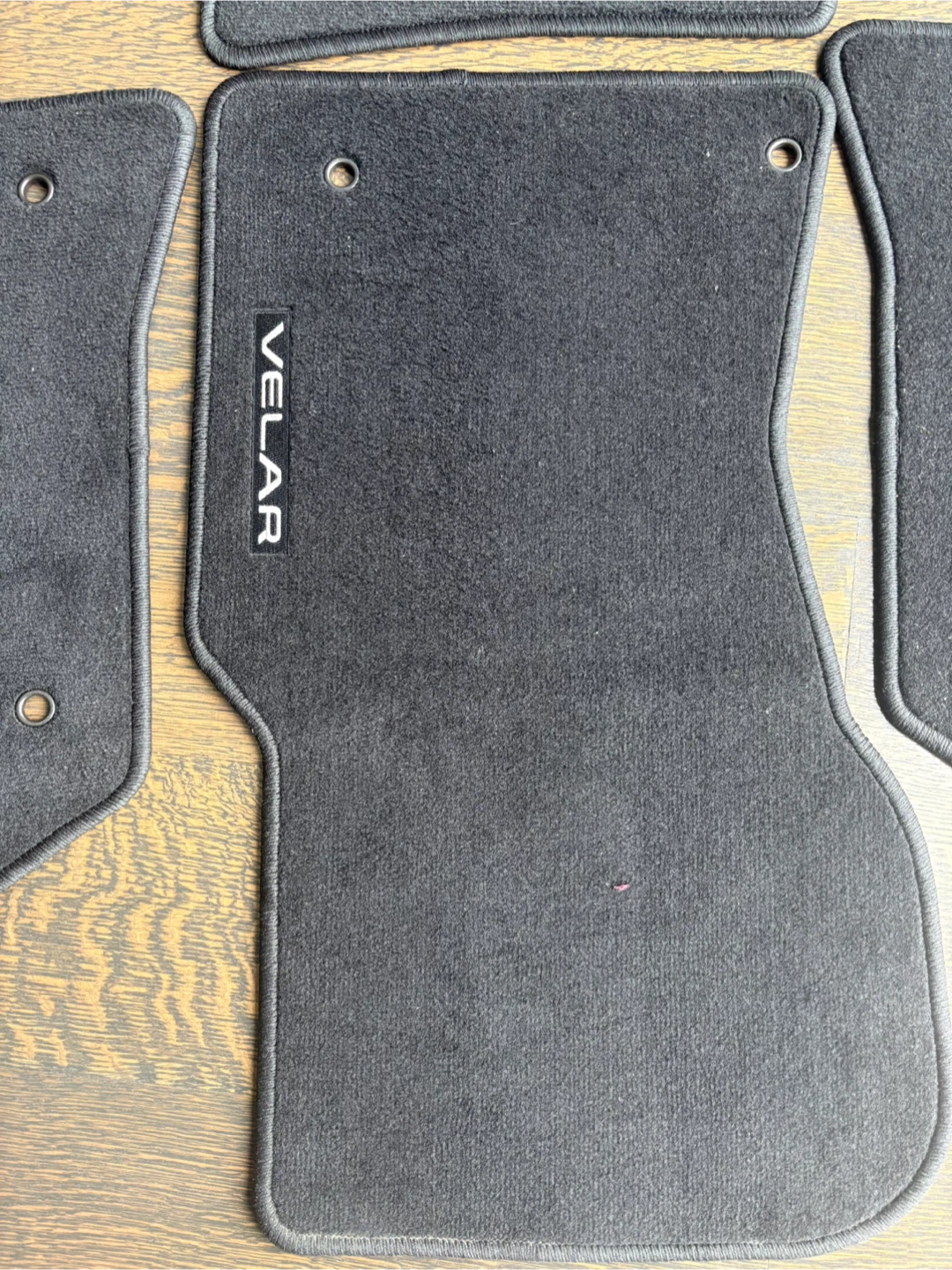 Land Rover Velar Black Floor Mats - Full Set