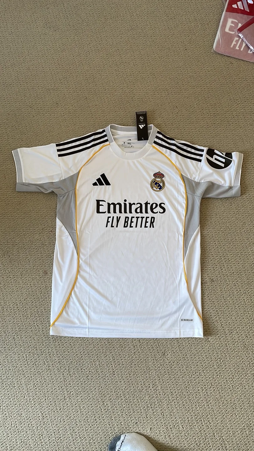 Adidas Arsenal & Real Madrid Soccer Jerseys image indicator(5)