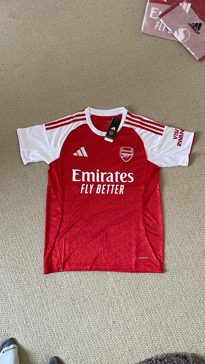 Adidas Arsenal & Real Madrid Soccer Jerseys image indicator(4)