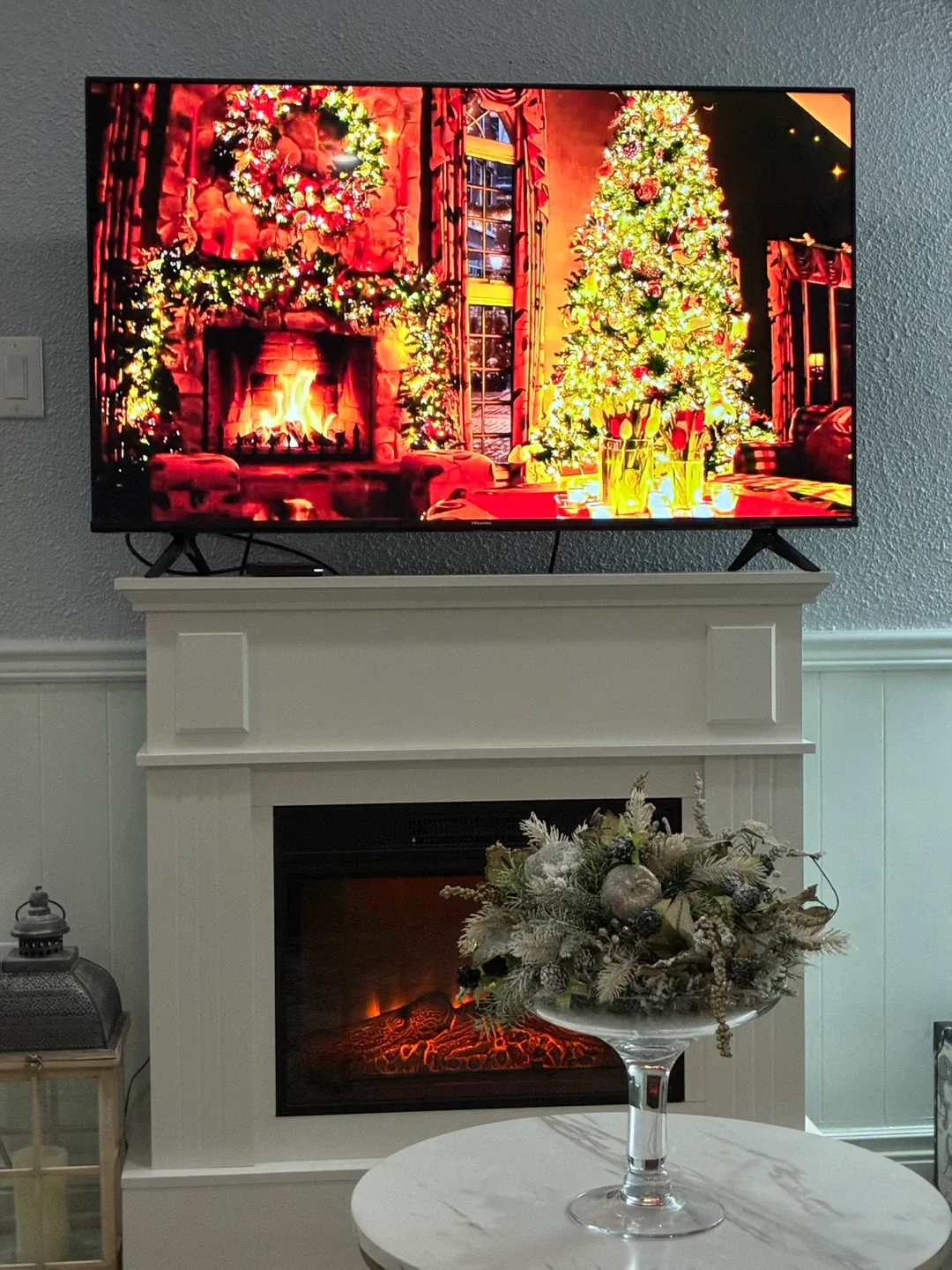 Christmas Table Arrangement