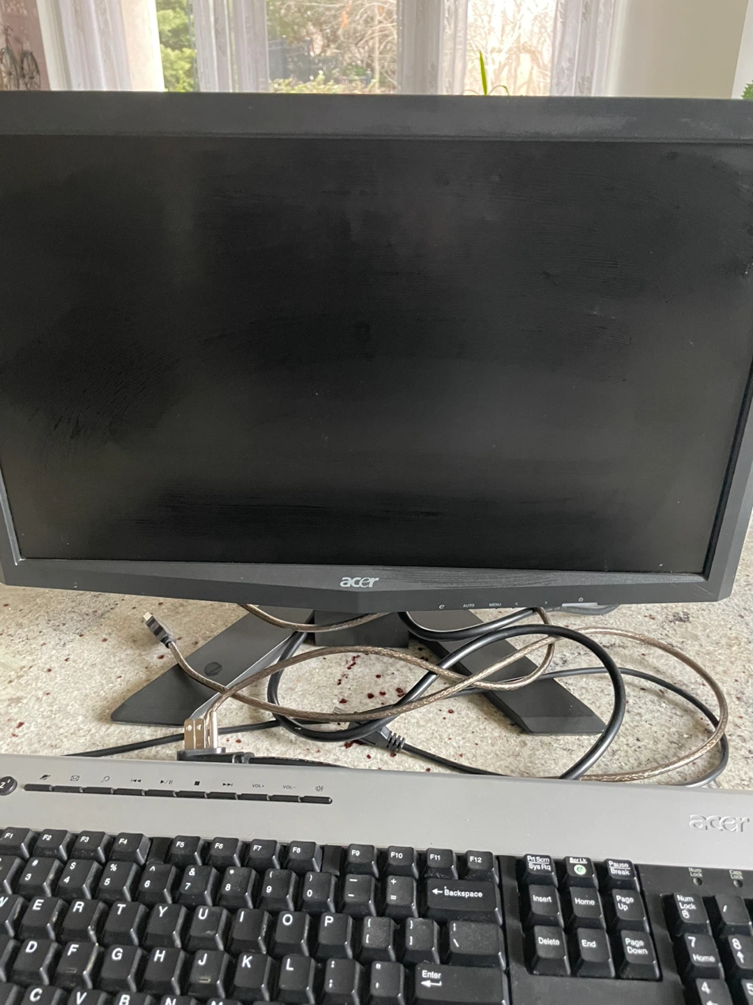 Acer Monitor & Keyboard - photo 2