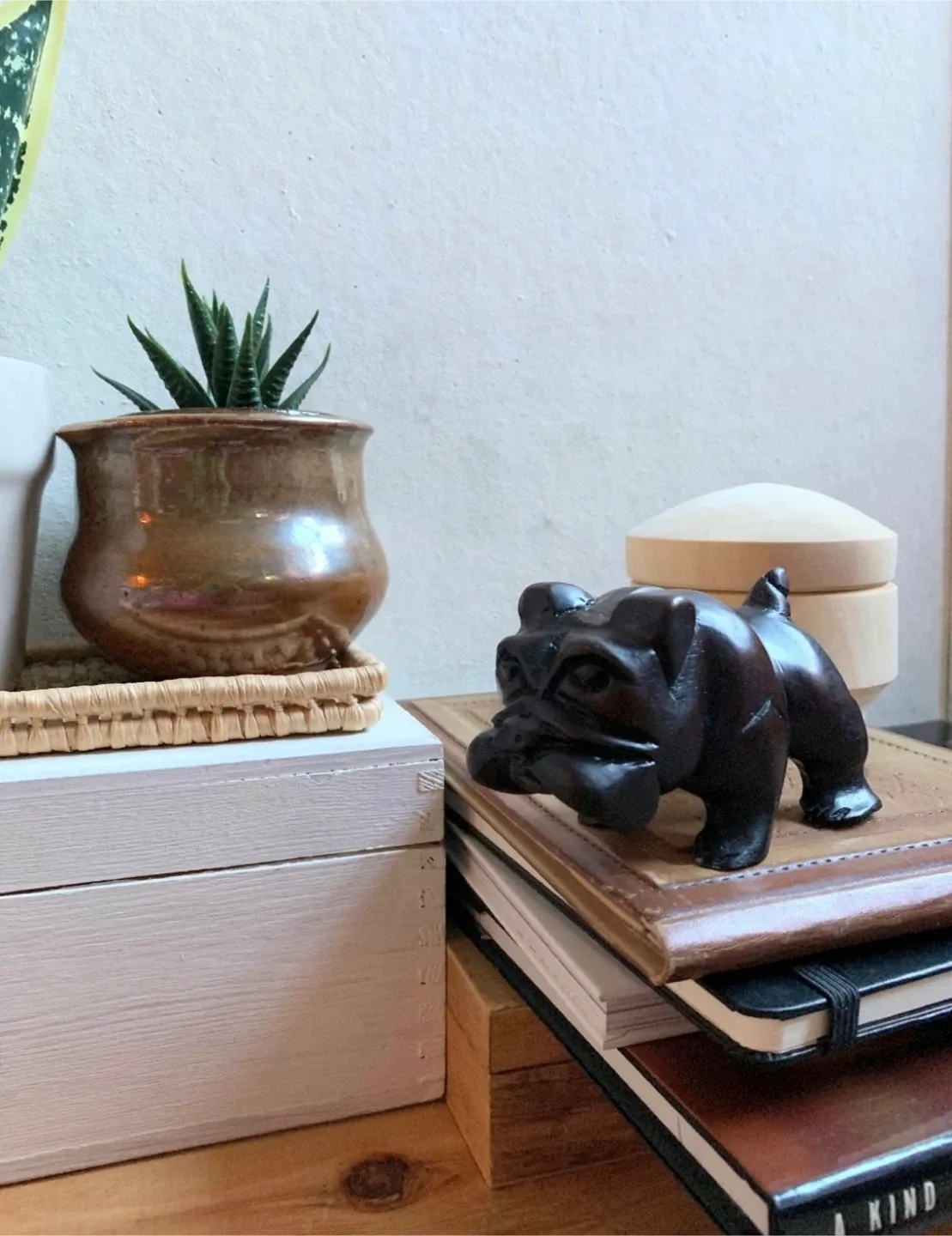 #🎁Idea•Vintage Wooden Bulldog Figurine image indicator(9)