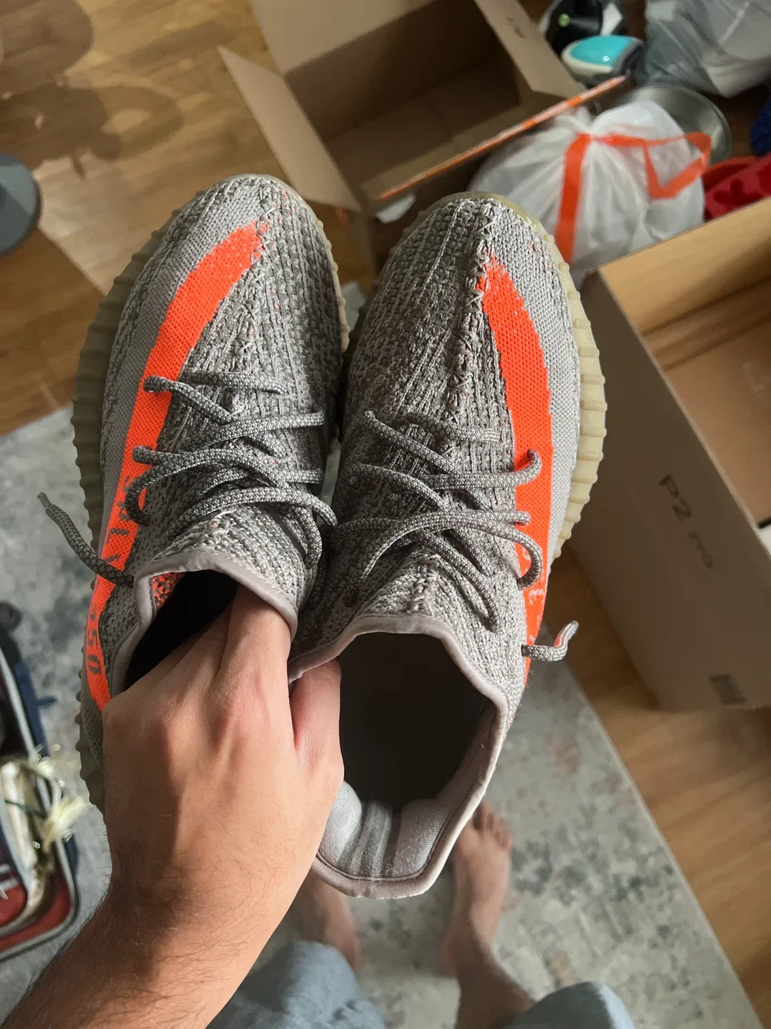 Adidas Yeezy Boost 350 V2 Beluga Size 10.5 image indicator(2)