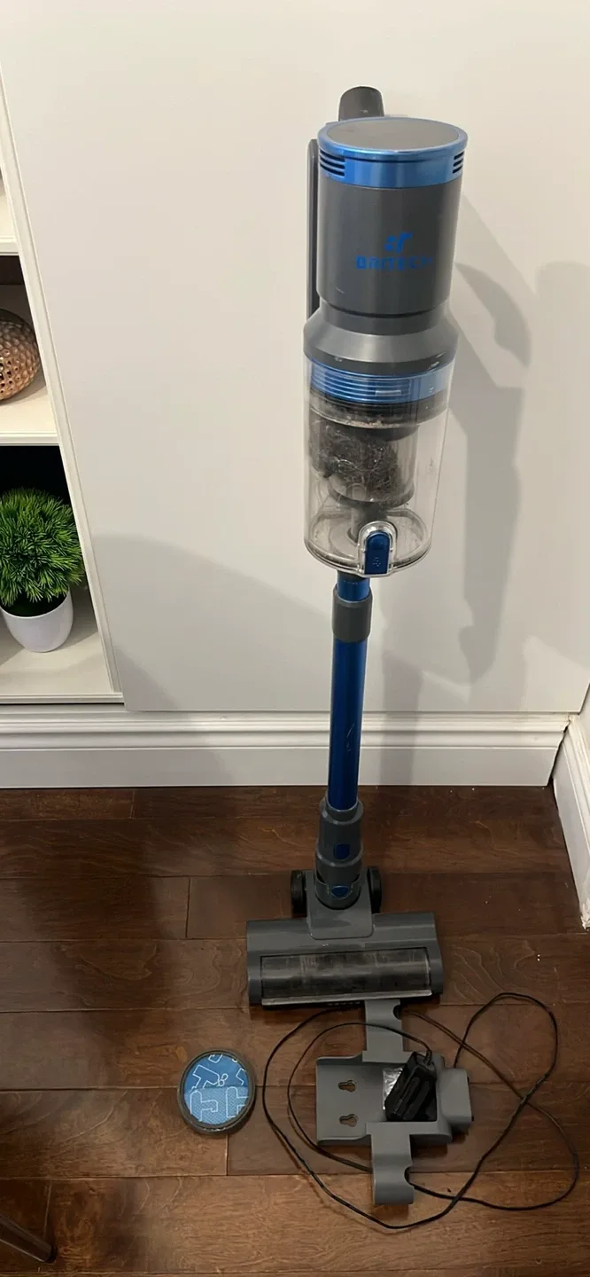 Britech Cordless Vacuum + filter & mount image indicator(2)