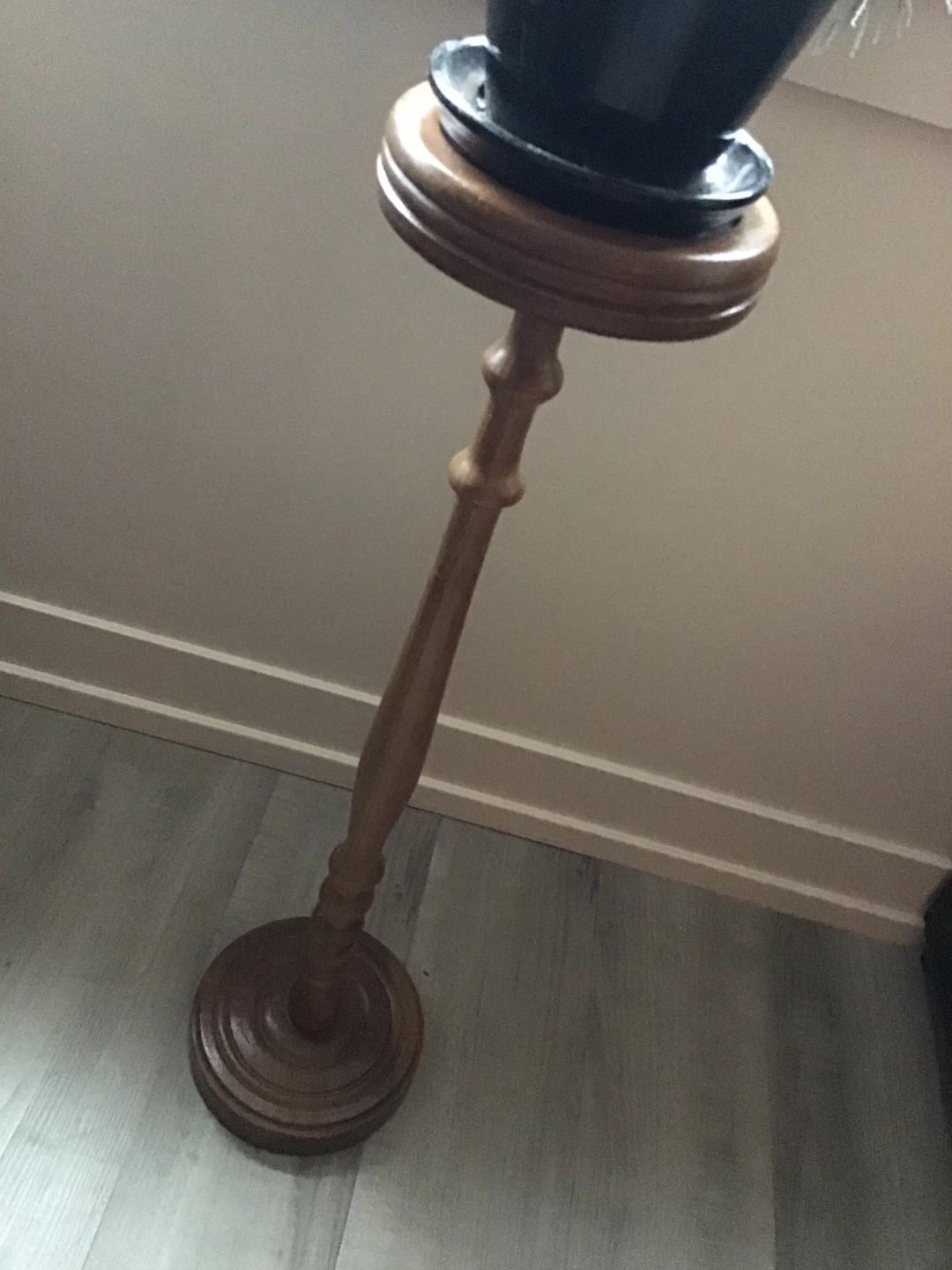 Antique wooden candle/plant holder - photo 2