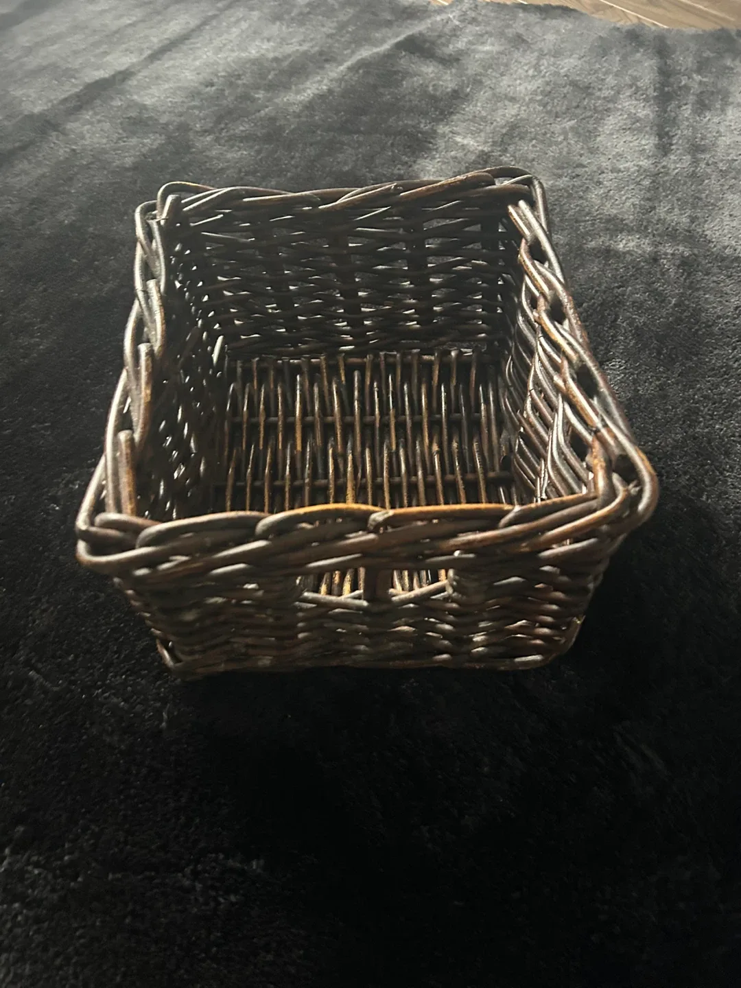 Small Wicker Basket image indicator(3)