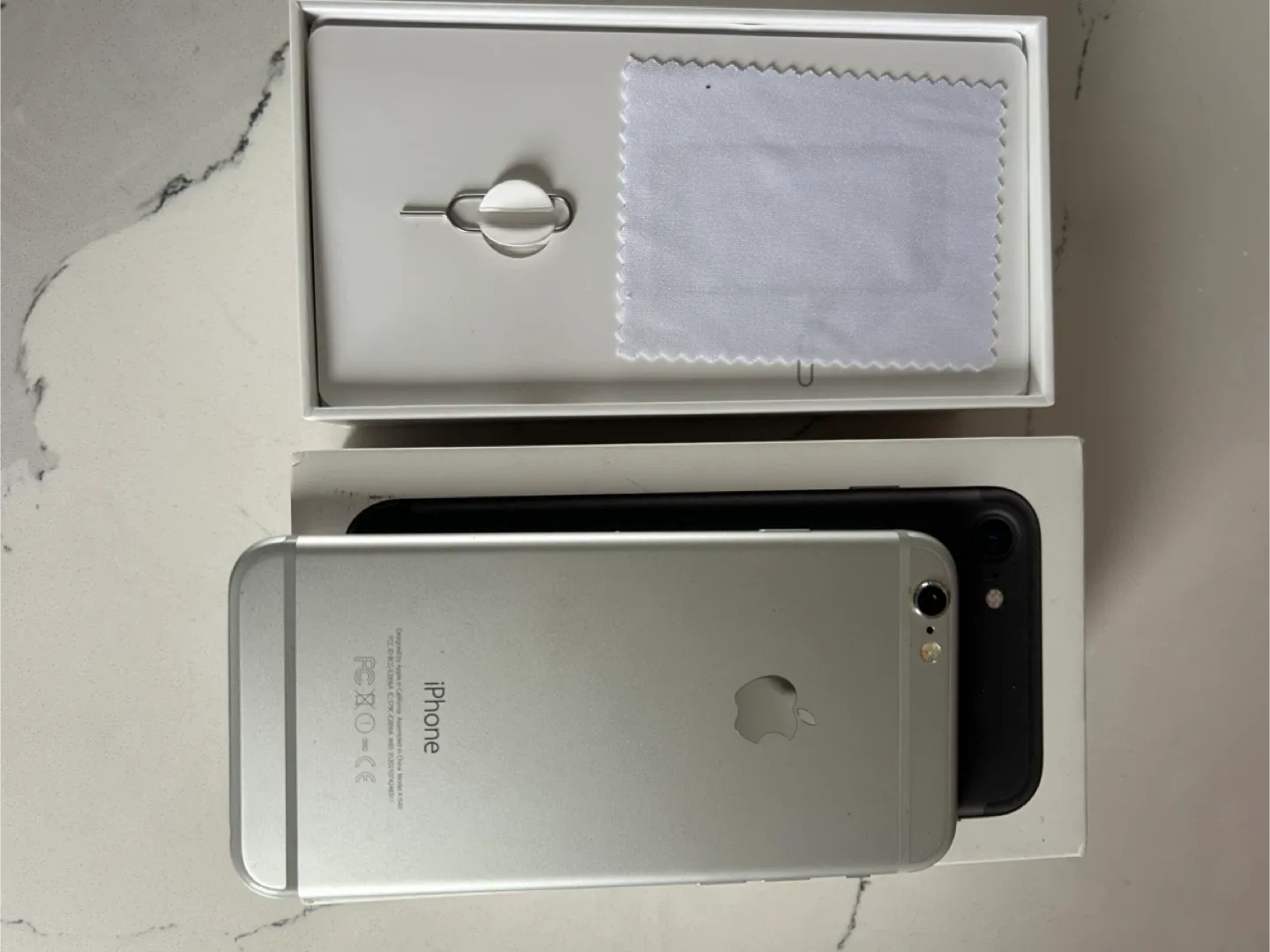 Used iPhone 6 with box and charger image indicator(2)