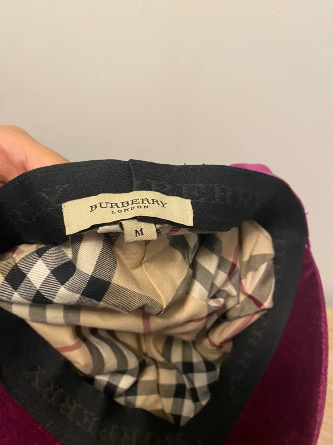 Burberry Velvet Hat - Size M image indicator(3)