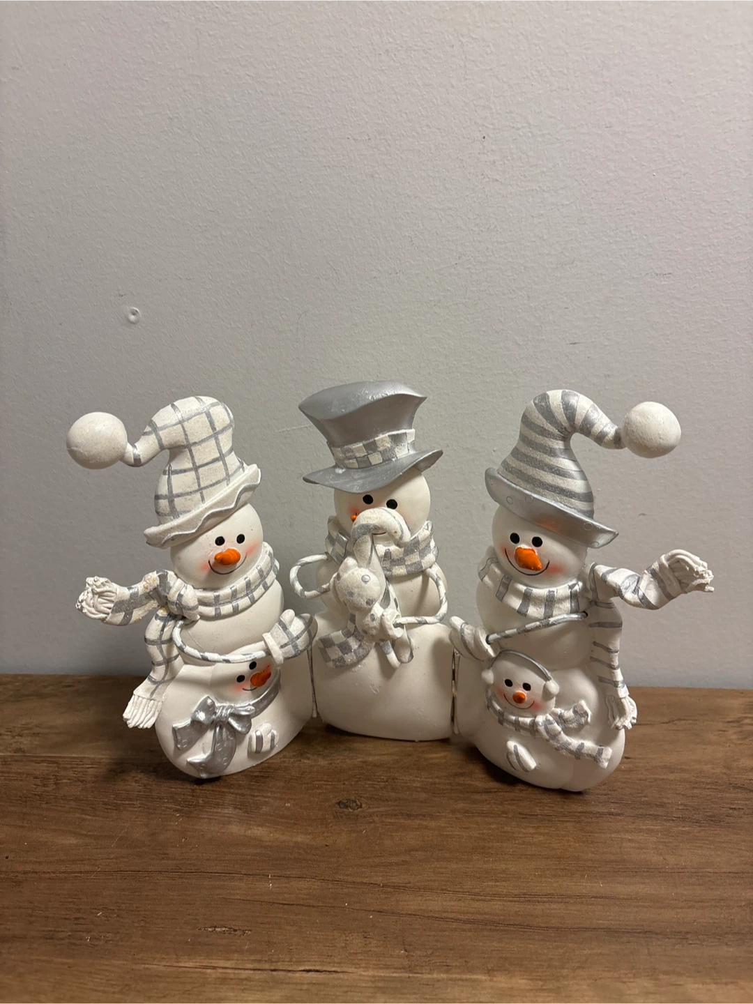 Gorgeous Christmas Snowman Table Piece 8.5" - photo 5
