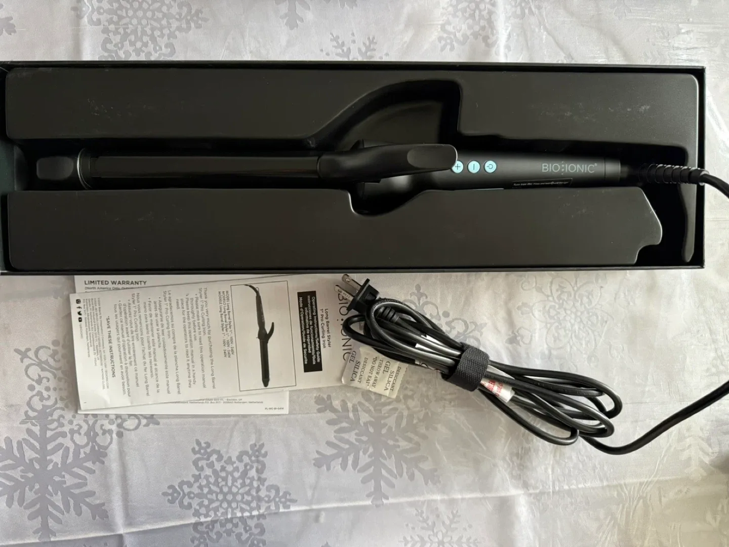 New! Bio Ionic Long Barrel Styler 1" Curling Iron image indicator(3)