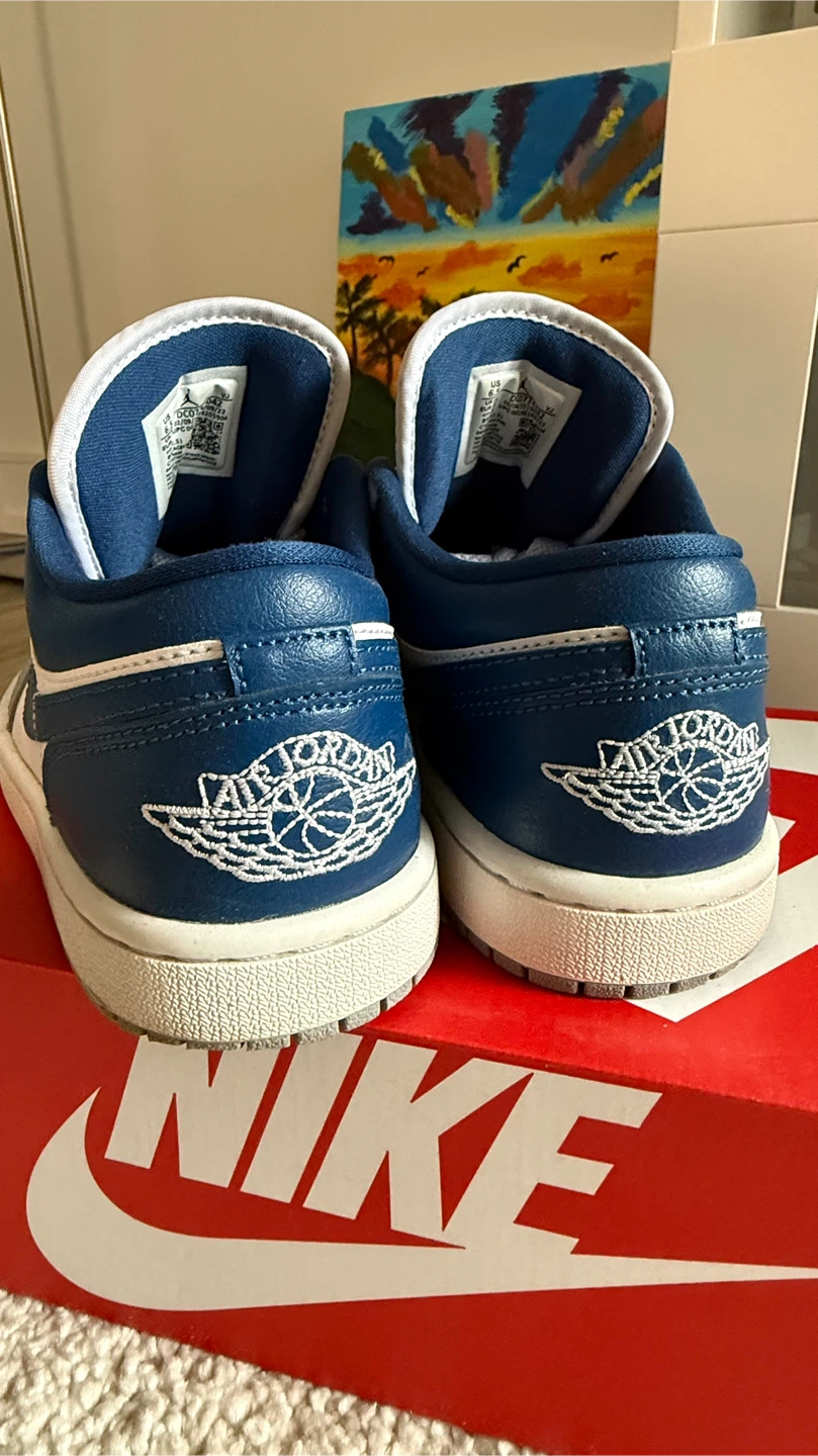 Air Jordan 1 Low – French Blue (Women’s 6.5) - photo 2