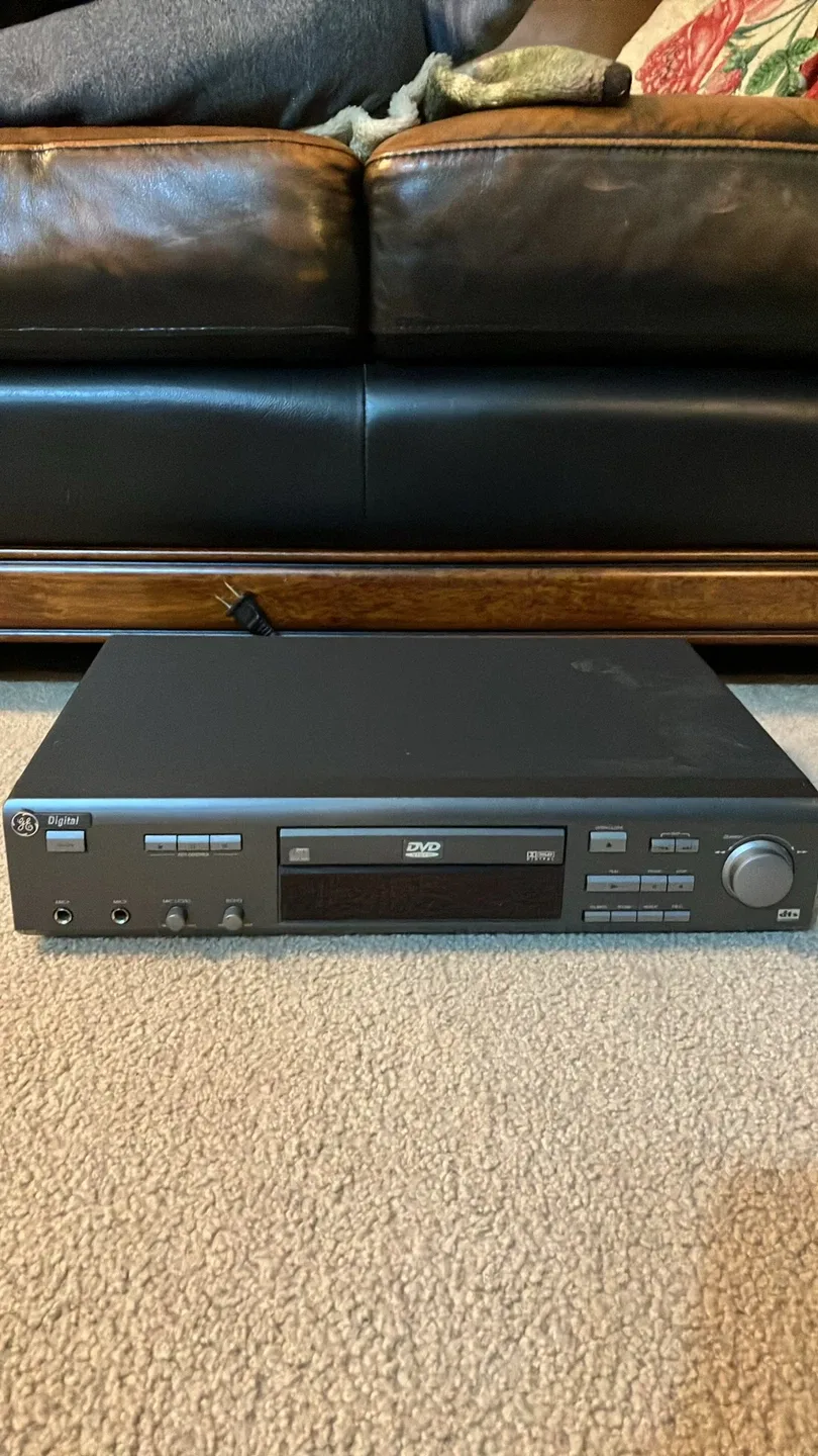 Electronics –  Radios / Stereo / DVD / VCR / Cassette Deck image indicator(9)