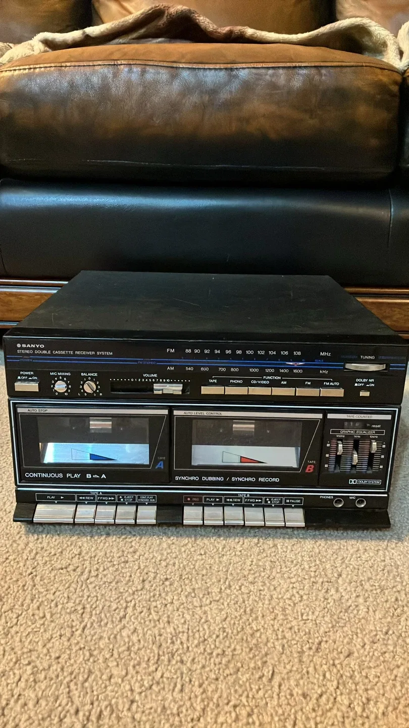 Electronics –  Radios / Stereo / DVD / VCR / Cassette Deck image indicator(8)