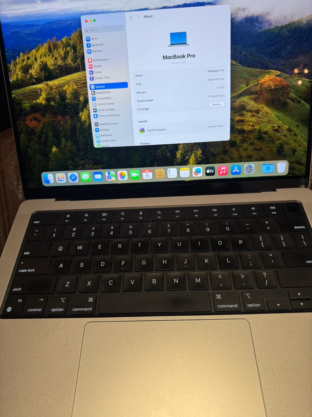 Apple MacBook Pro M1 Pro 16-inch 32GB