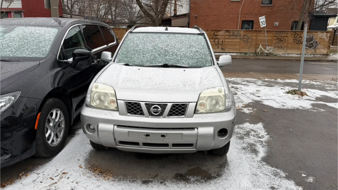 Nissan X-Trail SUV - Silver