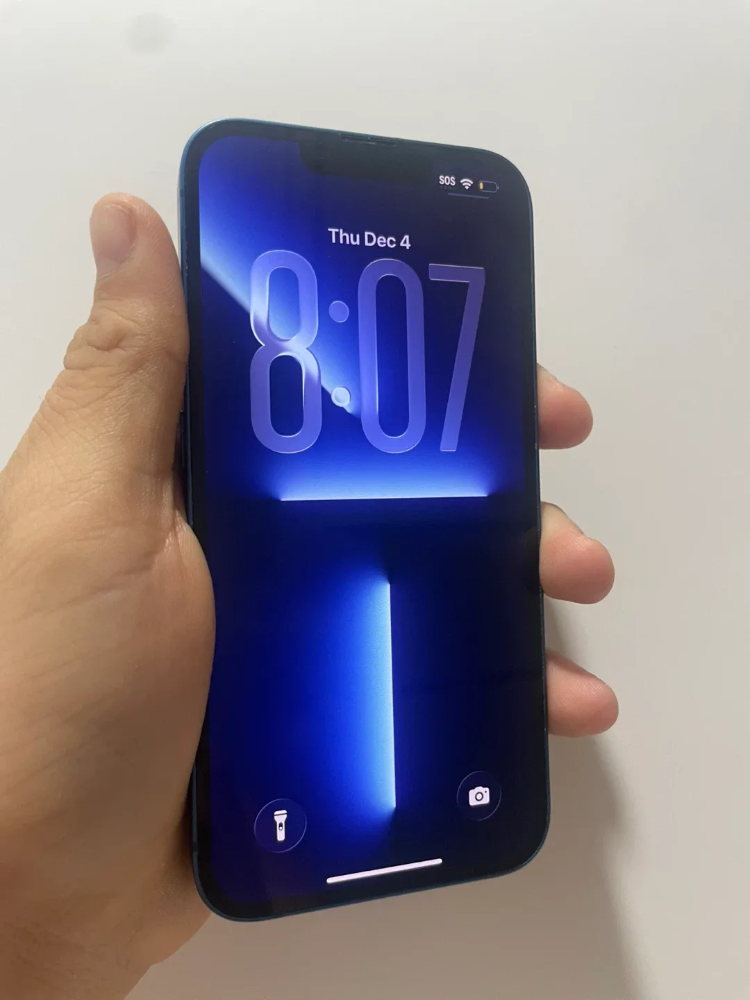 MUST SELL TODAY - iPhone 13 128GB - Excellent Condition image indicator(2)