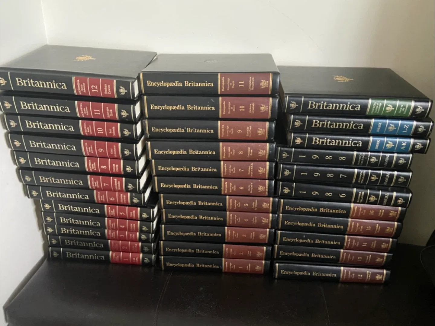 Encyclopædia Britannica Set