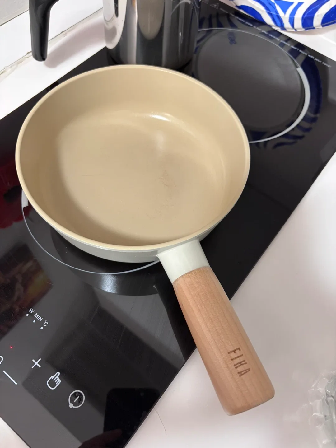 Free ceramic coating nonstick Fika pan #cleanout