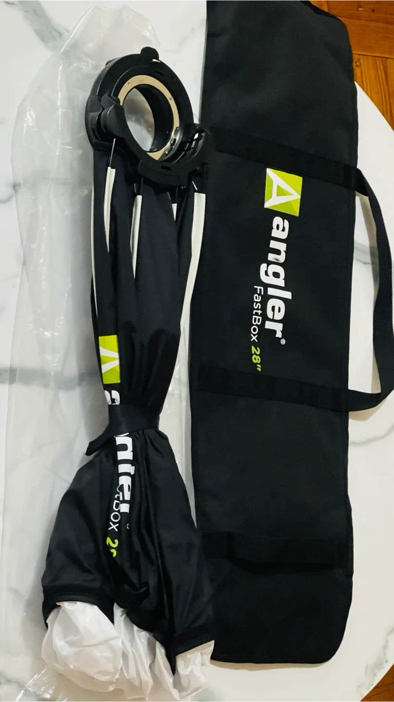 Angler FastBox 28" Softbox - Like New!( Moving Out)