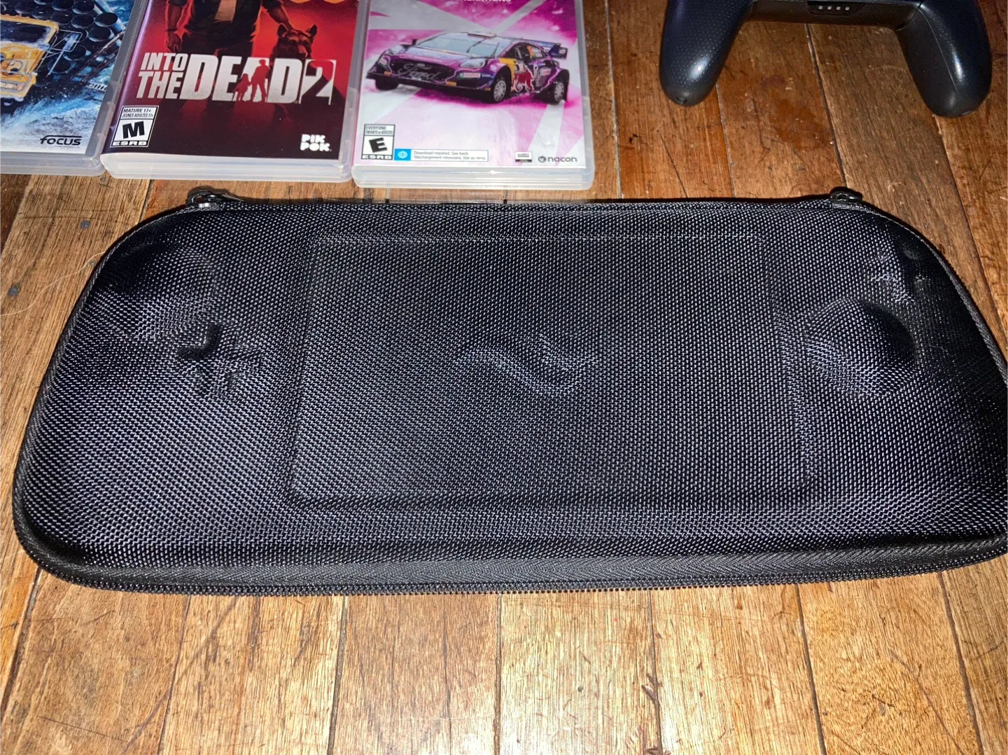 Nintendo Switch Bundle with Games & Accessories image indicator(7)