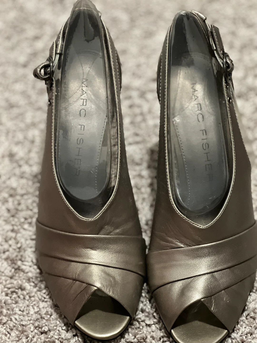 Marc Fisher Bronze Heels #Cleanout - photo 3